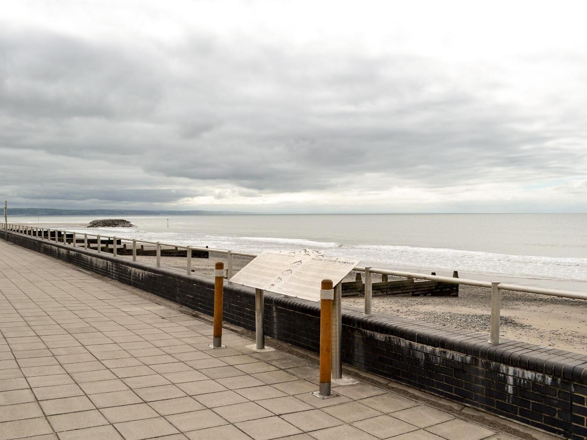 Elens Place Tywyn Buitenkant foto